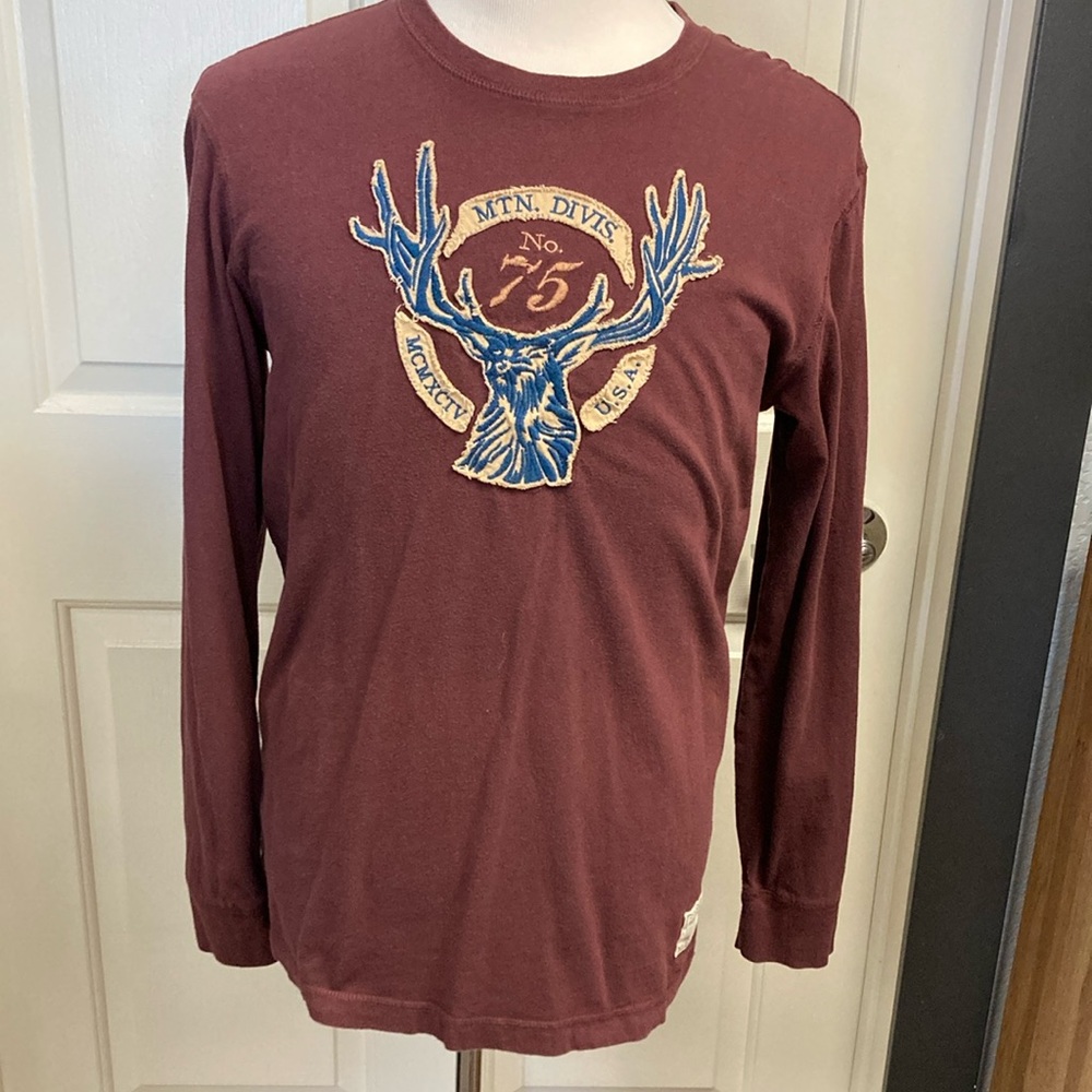 Old Navy men’s long sleeve 100% cotton T-shirt, size medium EUC Burgundy